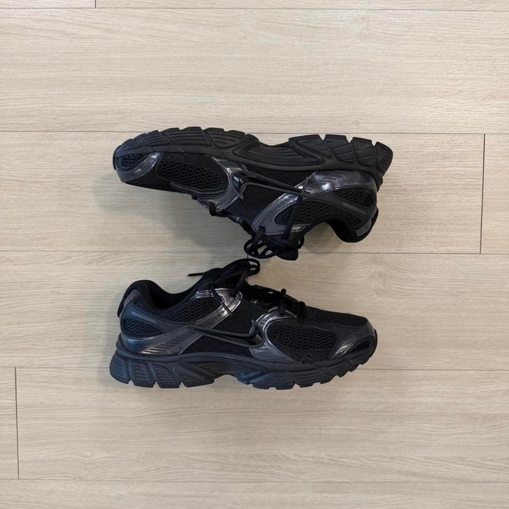 Nike V5 RNR Triple Black Shoes Mens Size 11 Gym Casual